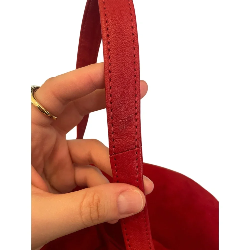N/A vibrant red
